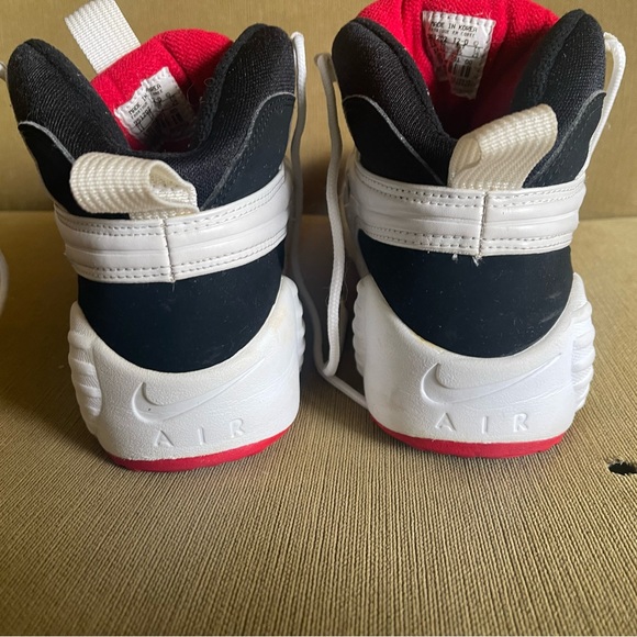 SOLD! - Picture 4 of 8